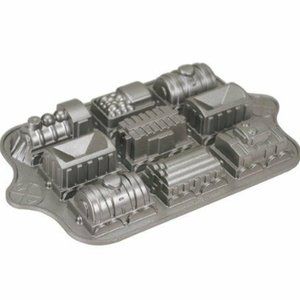 Nordic Ware Cast-Aluminum Nonstick Complete Train Pan